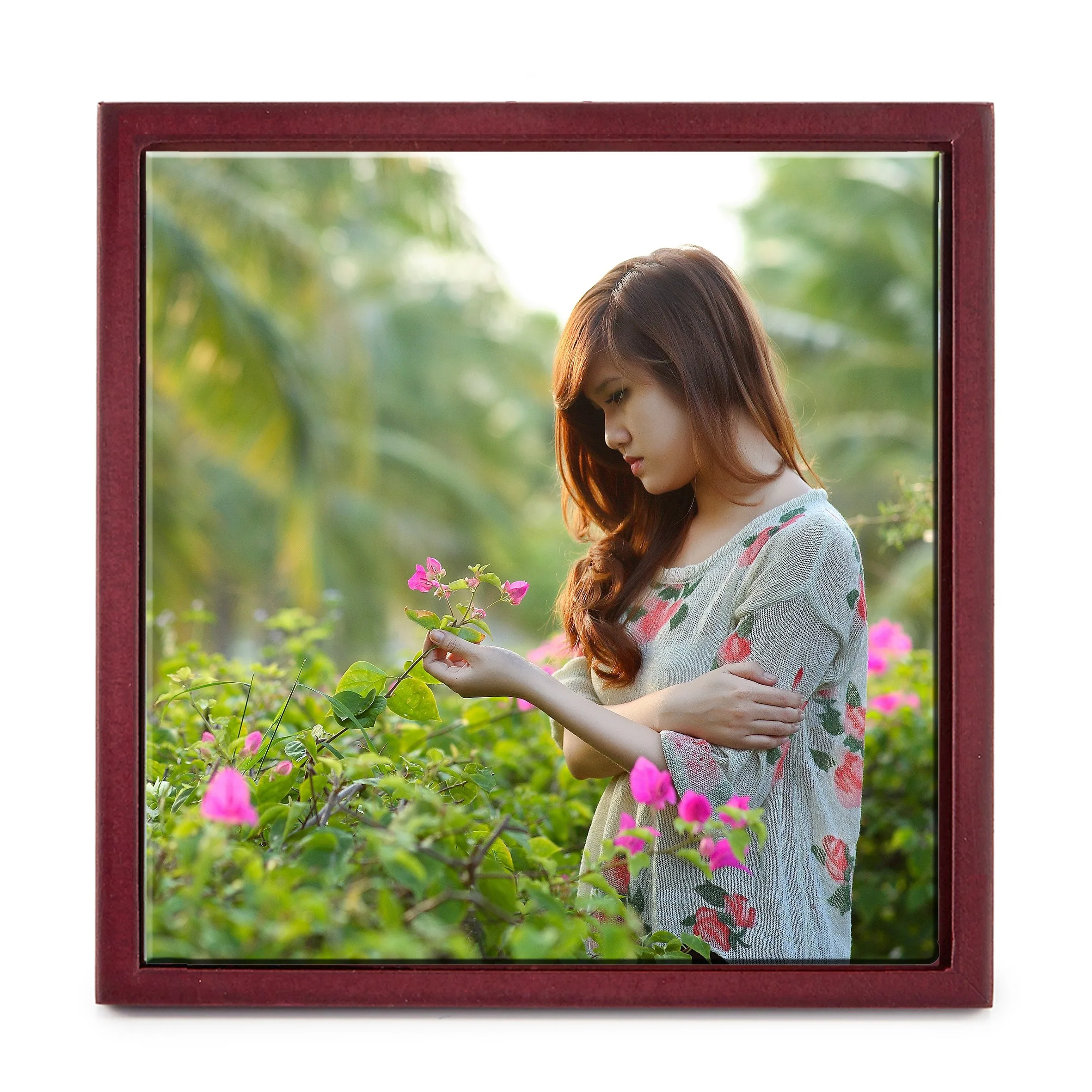 8'' x 8'' Personalized Photo Printed Ceramic Tile (with Wooden Frame)