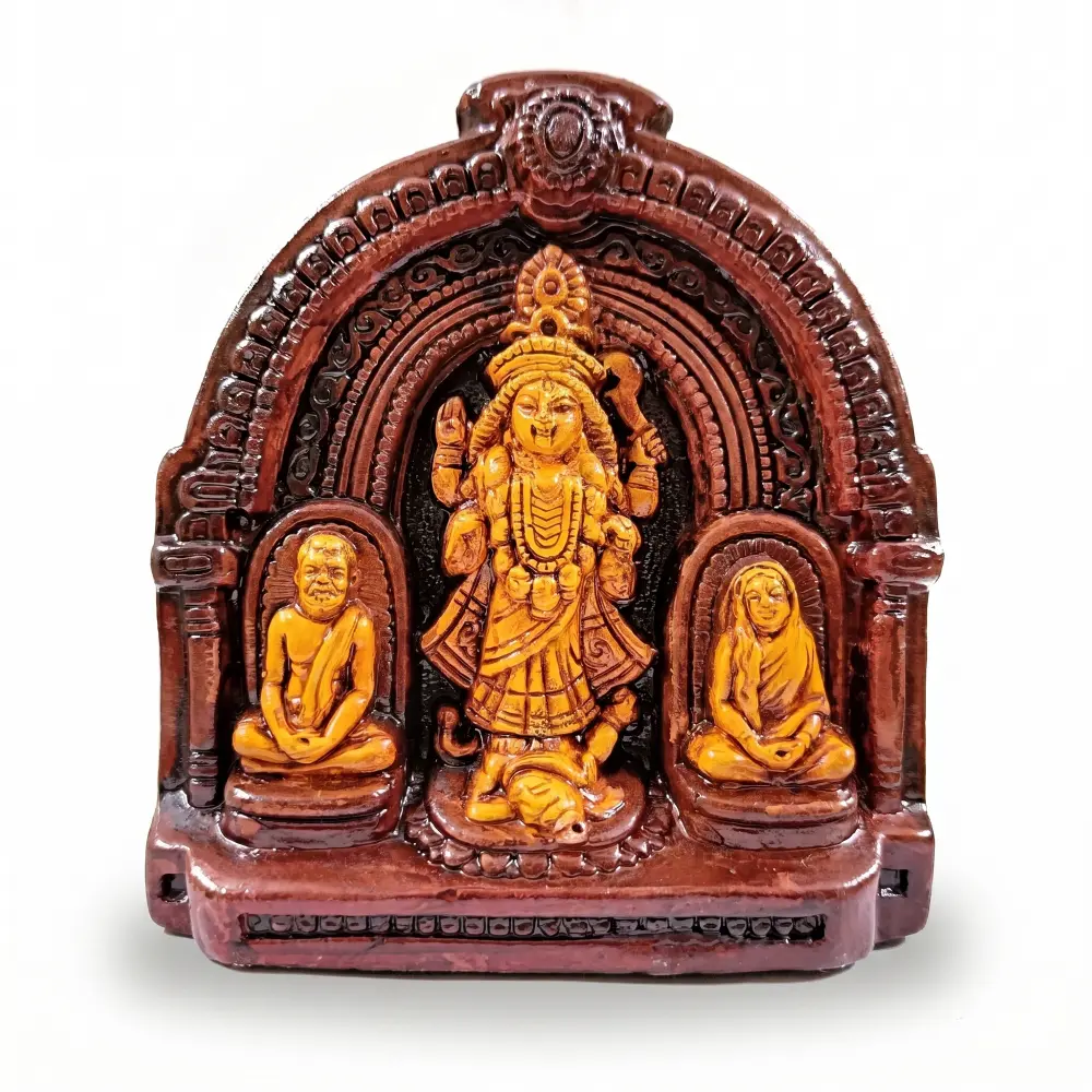 Premium upahar18 handcrafted Terracotta Maa Kali idol featuring Sri Ramakrishna and Sarada Devi, made by traditional clay artisans of Krishnanagar.